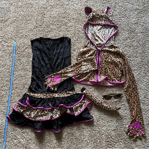 Leopardess Halloween Costume for kids size M (8-10) - Picture 1 of 2